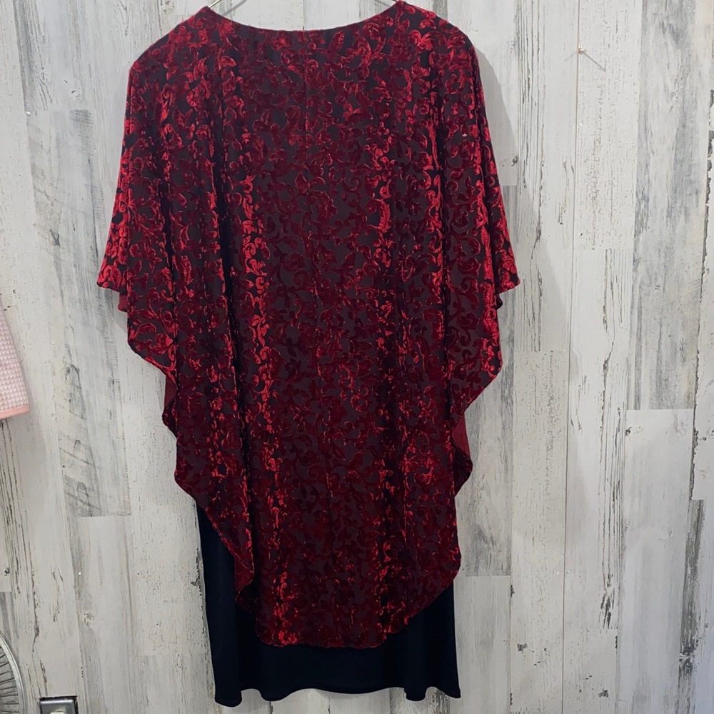 0823 Glamour Nights Asymmetrical Red and Black Dress - Picture 4 of 4